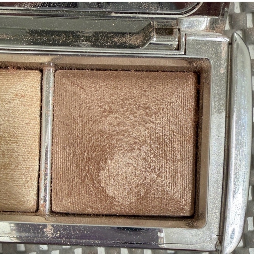 HOURGLASS Ambient Metallic Strobe Palette - Picture 5 of 5